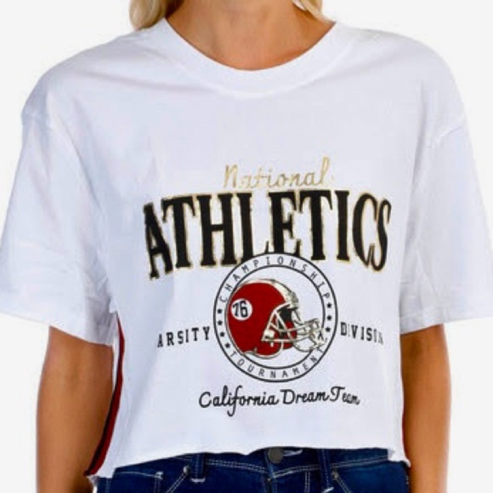 White Athletics Graphic T-Shirt Sz Large Love Dazed 💫 NWT